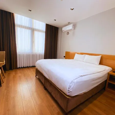 Elite Marmara Bosphorus çamlıca 3*