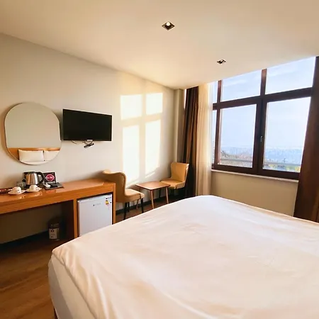 Elite Marmara Bosphorus çamlıca Hotel 3*