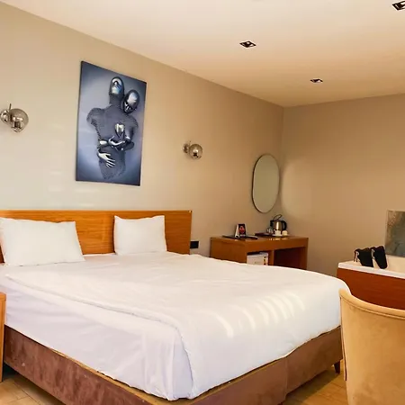 Hotel Elite Marmara Bosphorus Camlica 3*