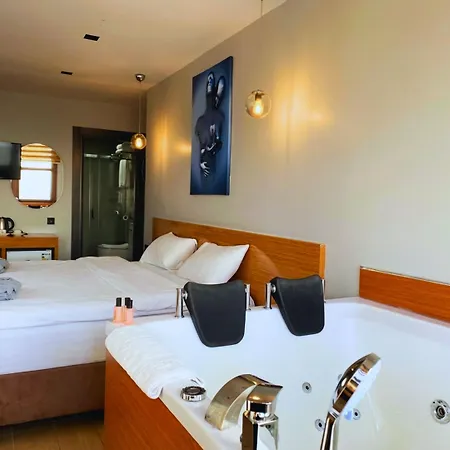 Elite Marmara Bosphorus Camlica 3* Isztambul